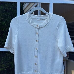 Abercrombie & Fitch White Button-Up Cardigan